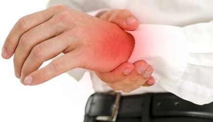 Dor no pulso con artrite e artrose