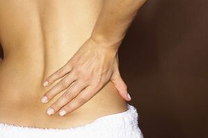Dor lumbar, síntoma de osteocondrose